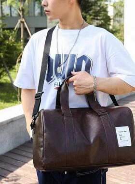 外出大容量健身包男2025新款短途旅游登机包轻便防水PU革单肩包