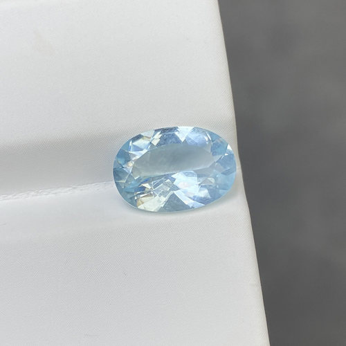 2.15克拉天然浅色海蓝宝石椭圆