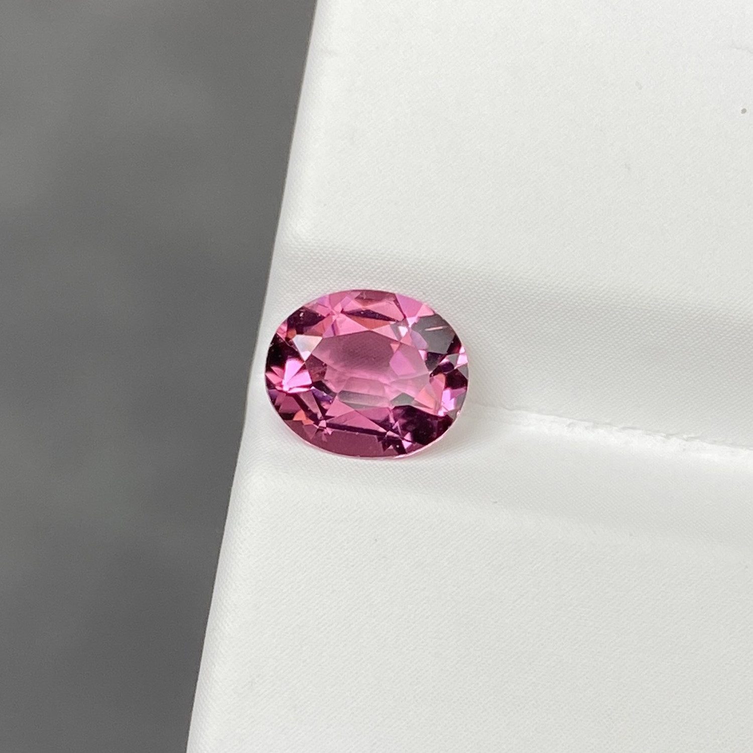 【一氏】精品0.95克拉天然玫红碧玺裸石椭圆戒面切割好闪亮干净女