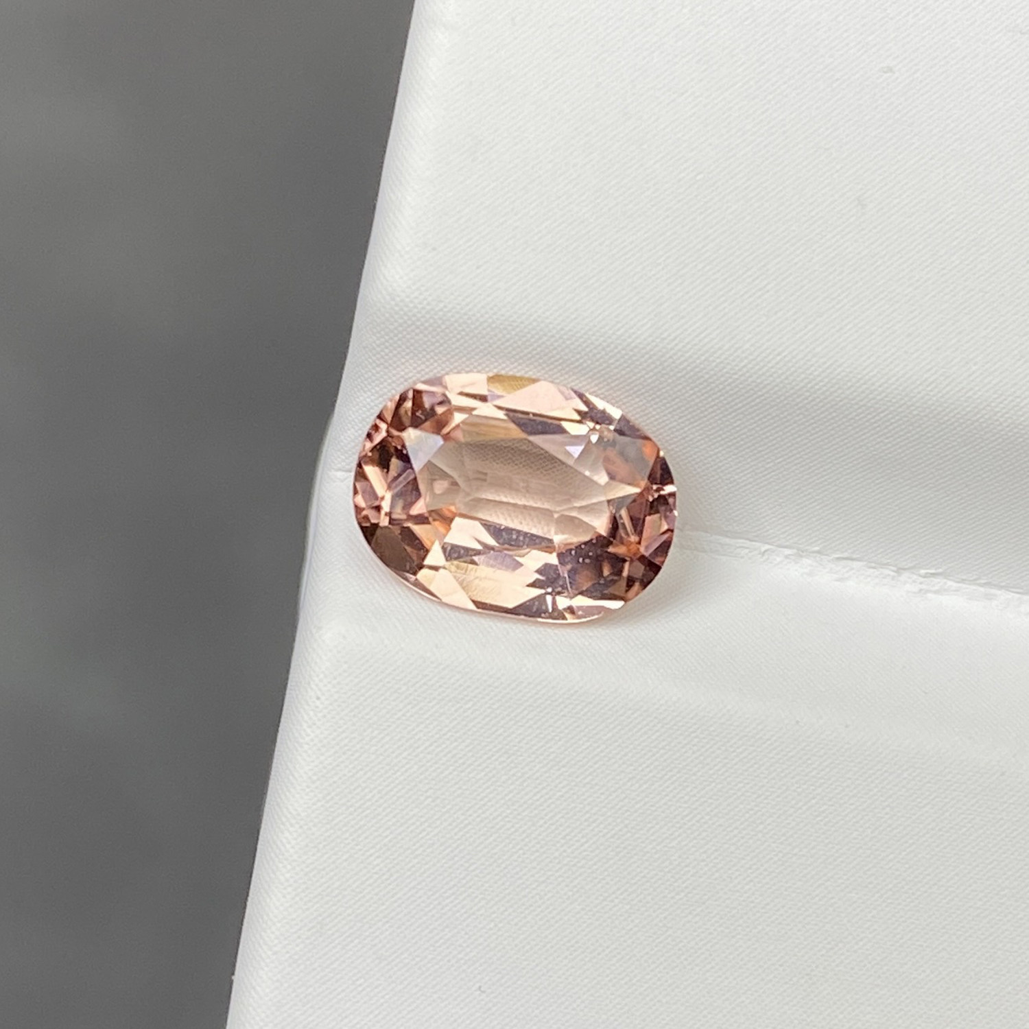 【一氏】1.3克拉天然帕帕拉恰色橙粉碧玺裸石椭圆戒面闪一物一证