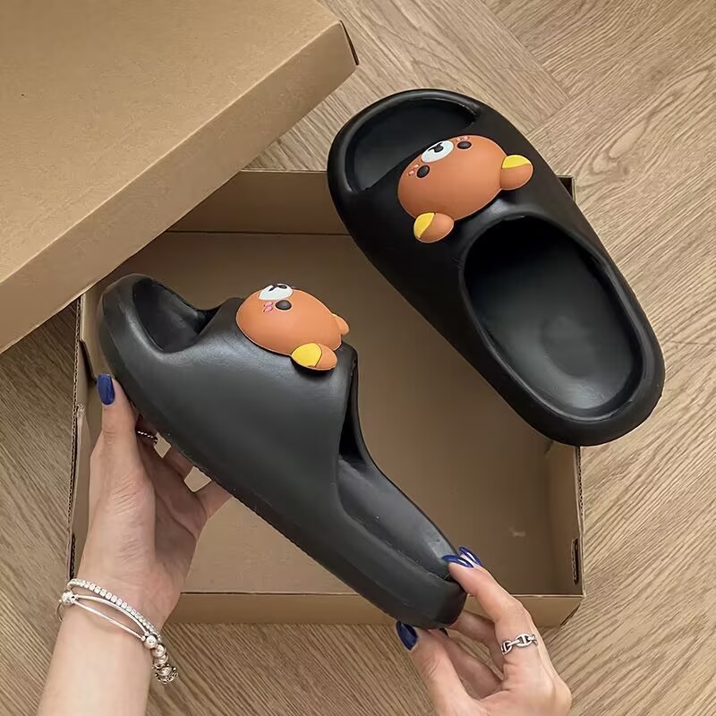 可爱轻松熊踩屎感厚底拖鞋女夏外穿软底居家浴室防滑室内凉拖鞋夏