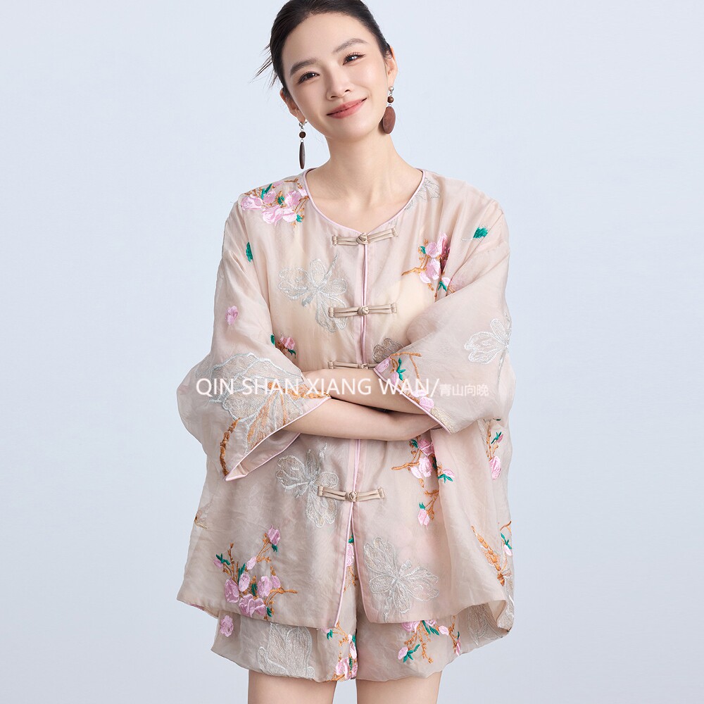【花醉】夏季国风新中式重工刺绣上衣宽松遮肉短裤两件套装女绝美图片