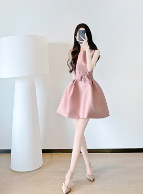 粉色公主蓬蓬裙女夏2025新款气质名媛甜美收腰显瘦无袖a字连衣裙