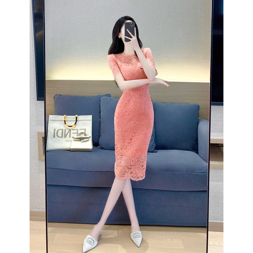 贵气小女人气质名媛蕾丝包臀裙