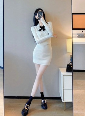 白色针织套装女两件套2022新款气质甜美打底裙奶系穿搭秋冬一整套