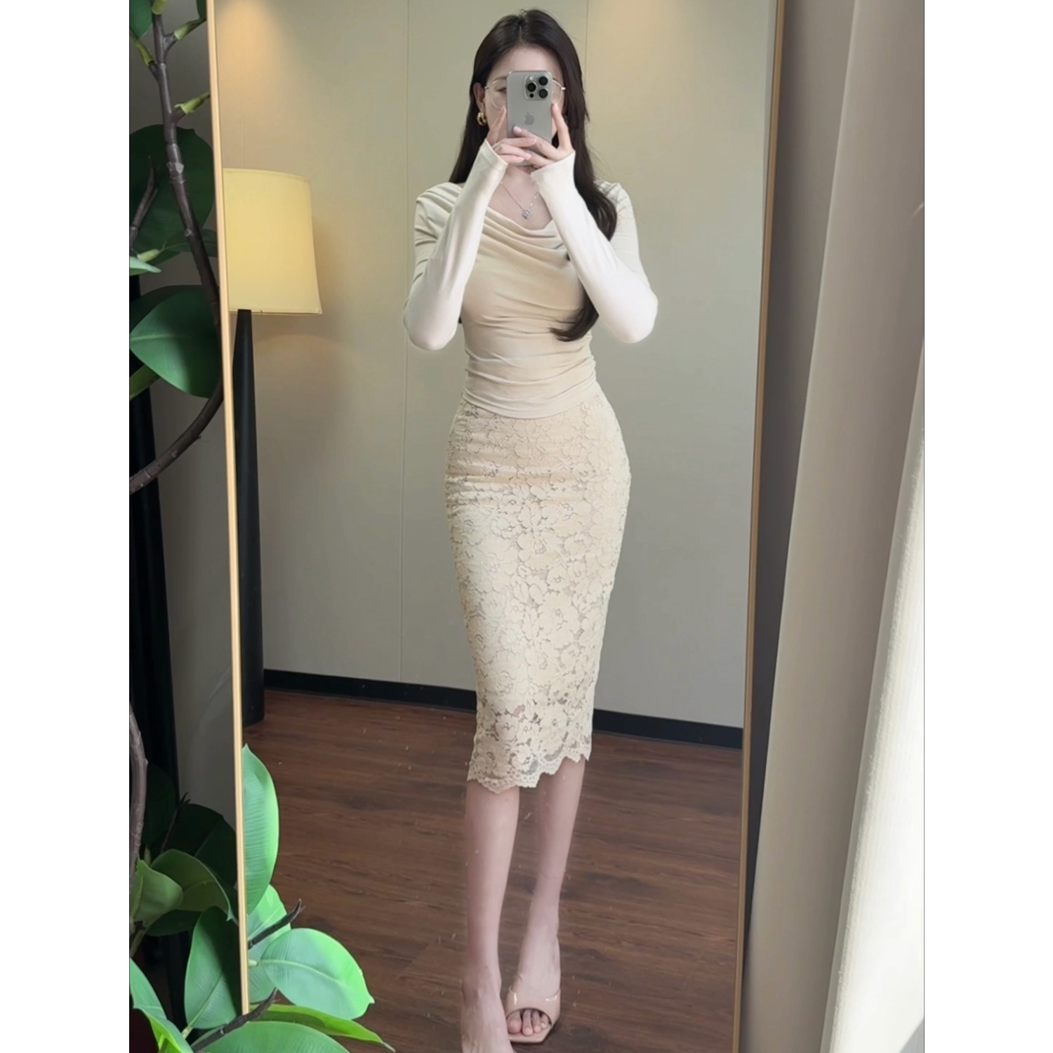 气质名媛轻熟风蕾丝半身裙