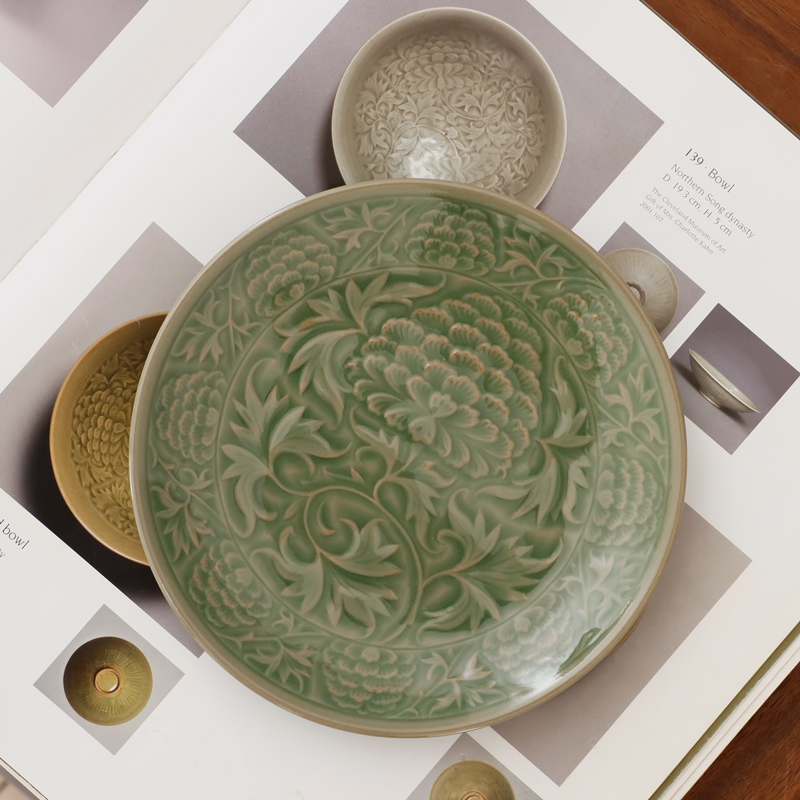 耀州窑高温原矿青釉塔式牡丹纹盘