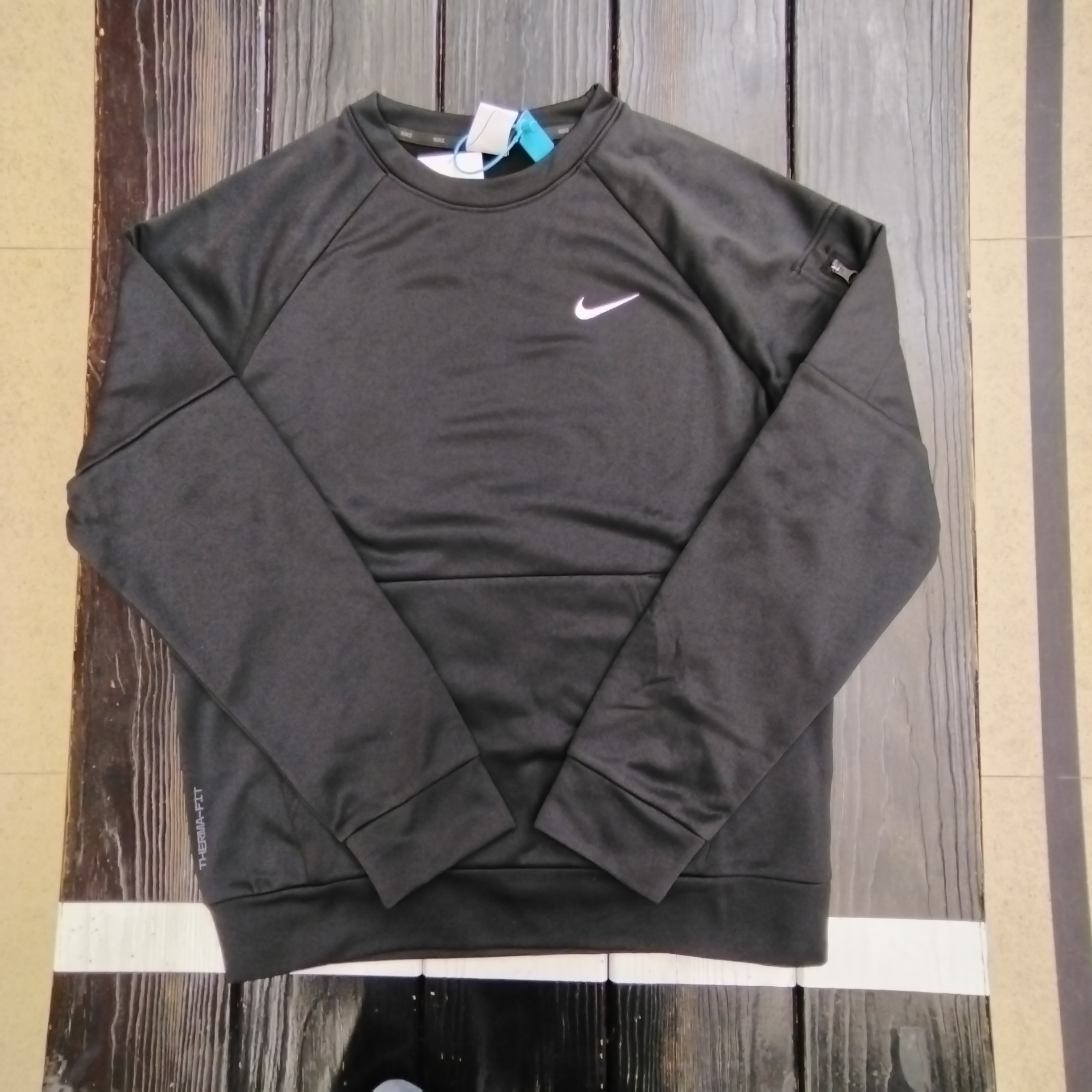 耐克男子运动休闲长袖T恤