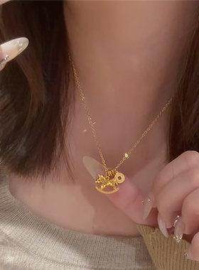 太闪碎碎冰摇摇马吊坠项链女