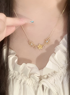 点缀紫钻镂空花朵流苏花漾项链女