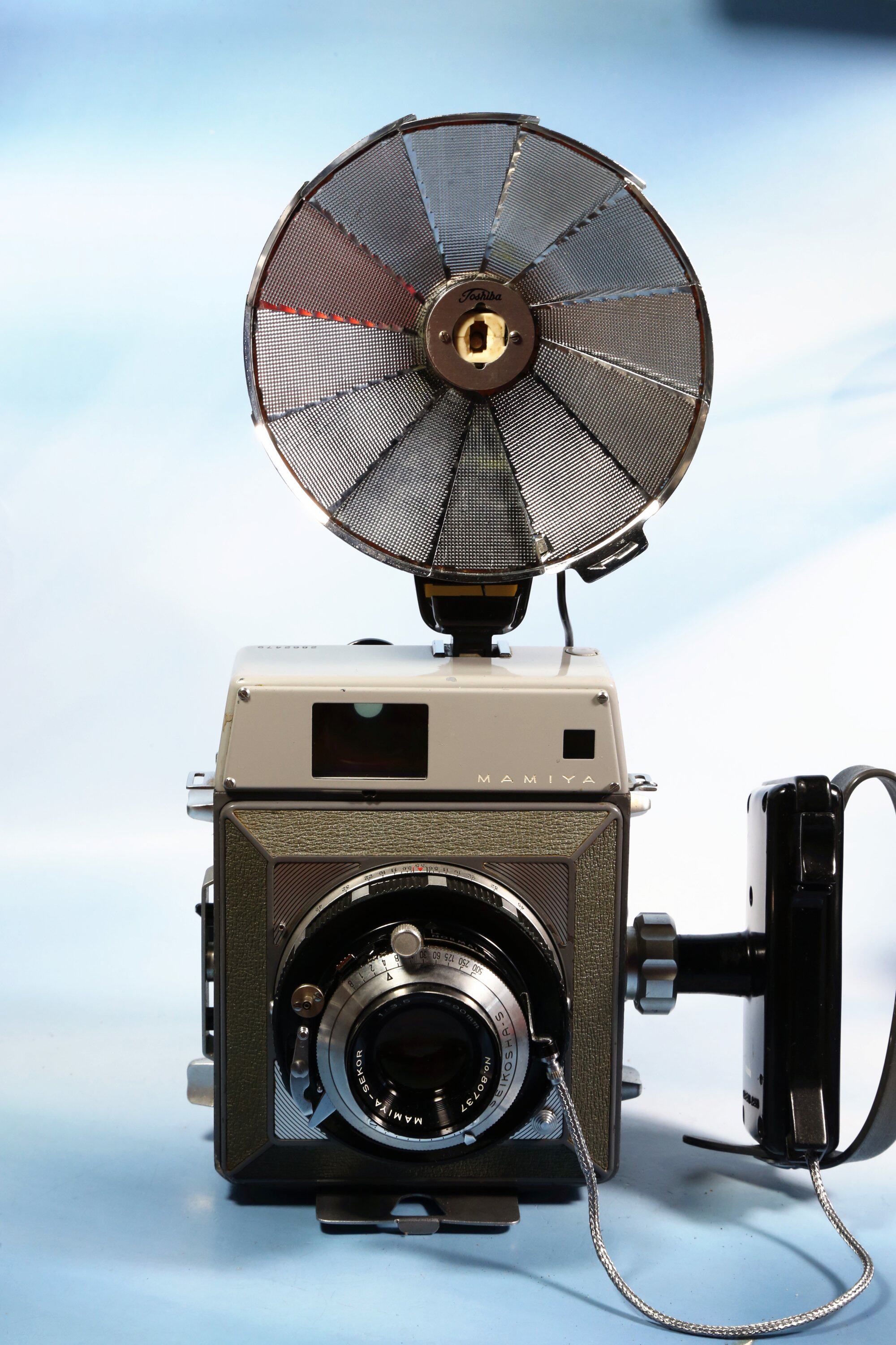 玛米亚新闻大画幅相机 mamiya 中画幅6x9胶片机 120胶卷照相机