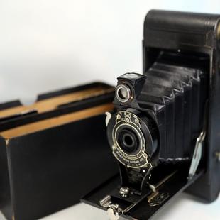 Model Eye B胶片胶卷照相机折叠机械复古收藏GZ8 Hawk 柯达No.2A