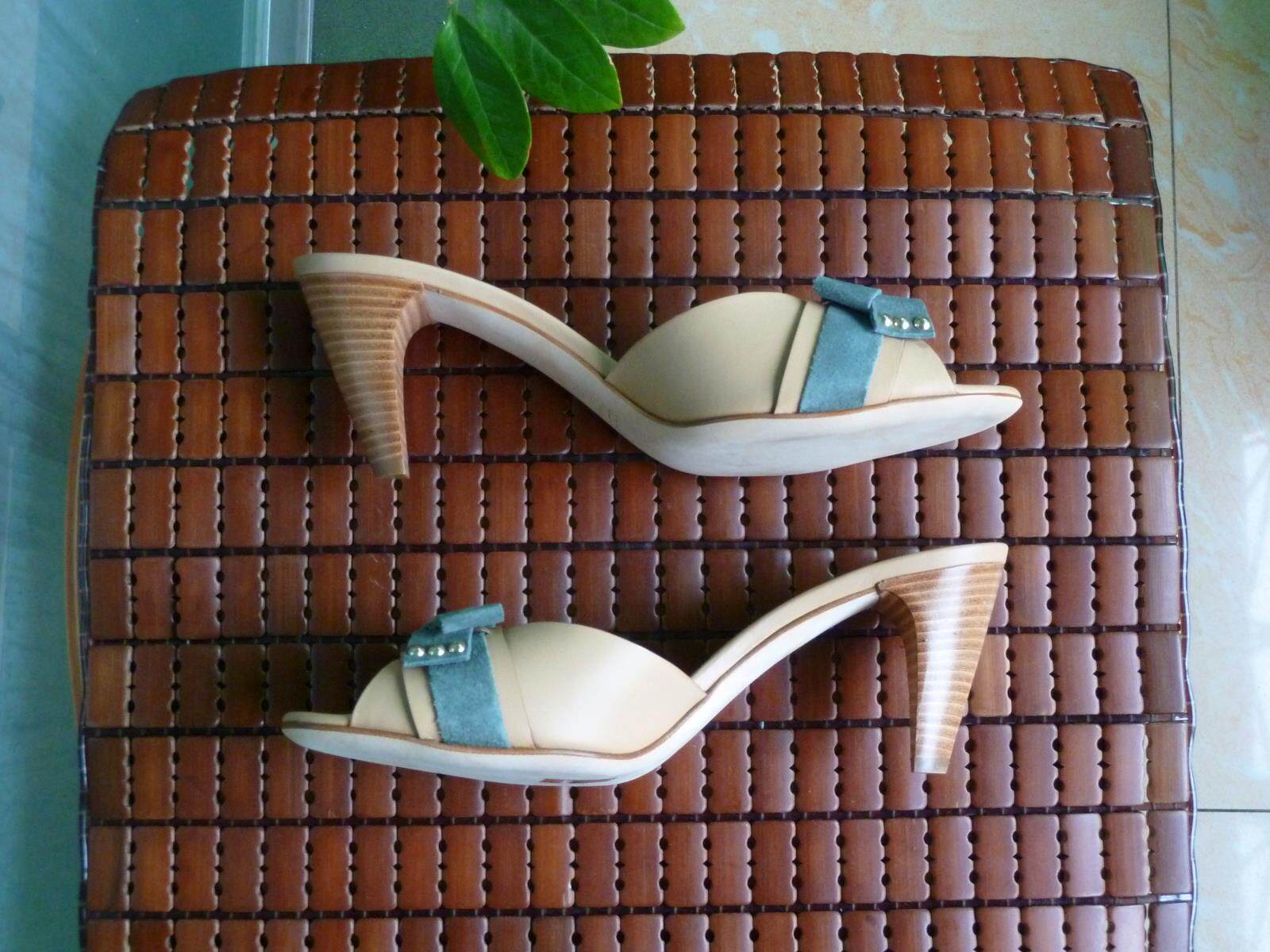 a.testoni 铁狮东尼女士粉色皮底休闲皮鞋39.5 不退换