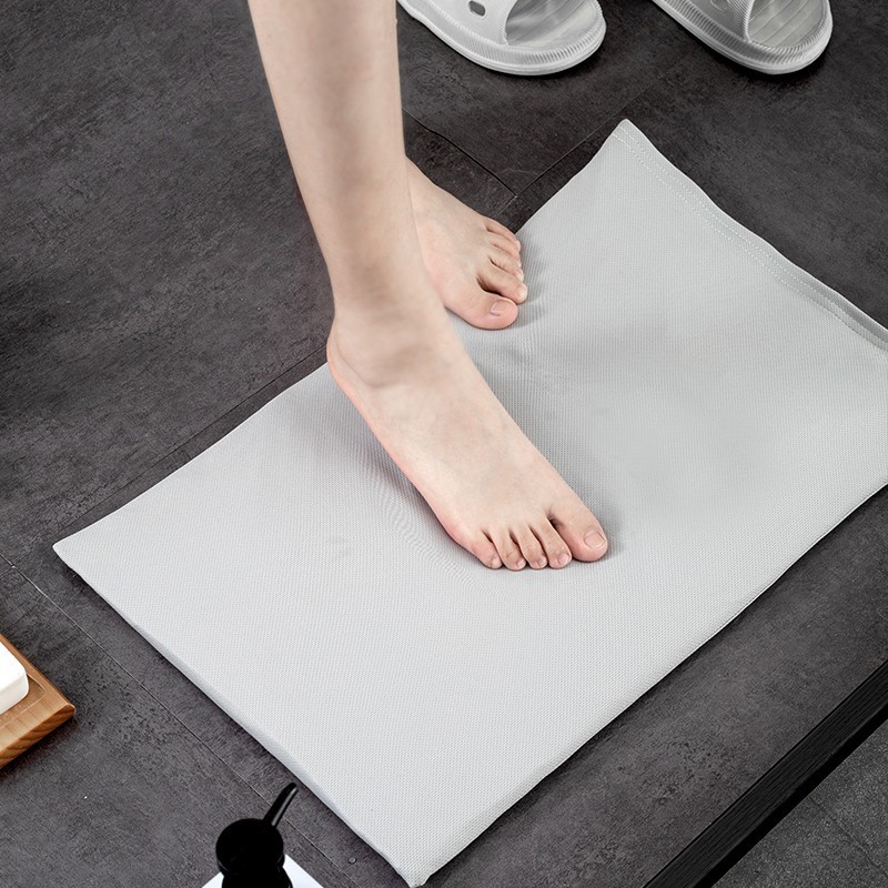 日本浴室地垫卫生间速干吸水地垫