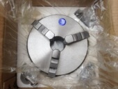 125 130 165 浙江园牌三爪卡盘K11 160 100 250 200 315A 320A