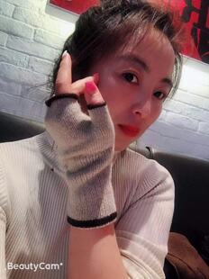 阿迪斯原单出口纯羊绒双层加厚半指手套女款针织露指保暖触屏包邮