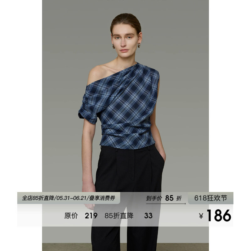 UNSPOKEN2026夏装新款格子衬衫女套头斜肩短袖设计感修身气质上衣