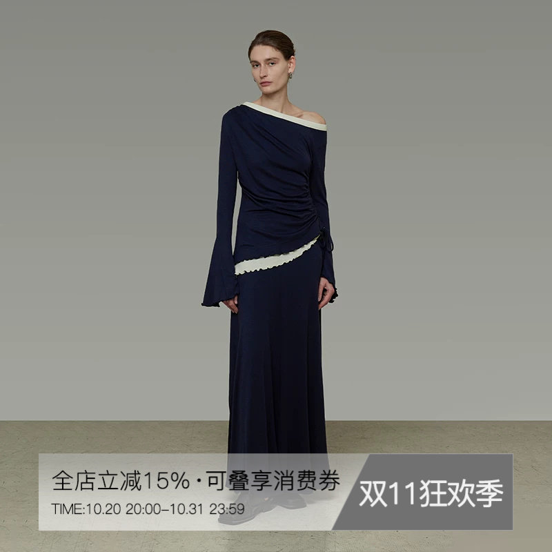 UNSPOKEN休闲运动套装女秋季撞色斜肩针织衫休闲裤垂感半裙三件套