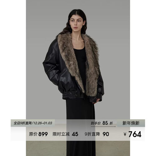 UNSPOKEN黑色毛领短款皮毛一体