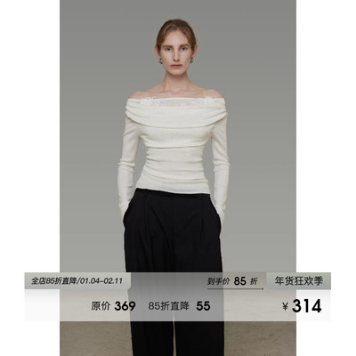 UNSPOKEN一字肩针织衫