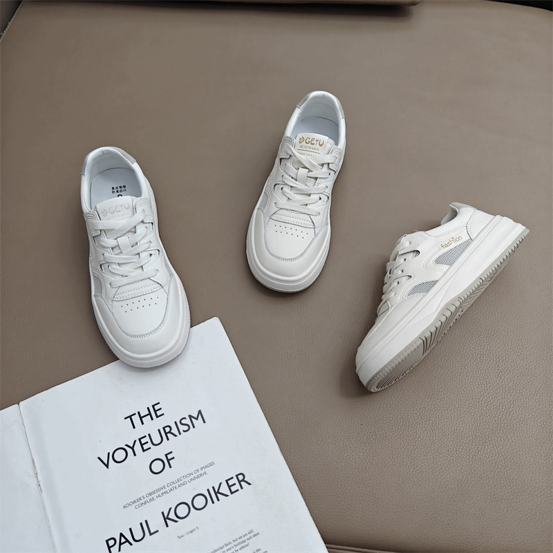 真皮平底网红小白鞋女ins潮2025年夏季学生百搭透气休闲运动板鞋