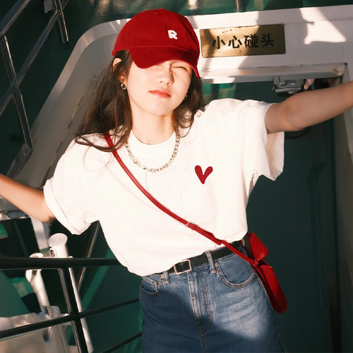 oversize美式短袖女t恤设计漂亮