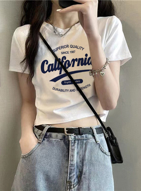 白色短袖t恤女2023新款百搭美式印花ins潮辣妹短款设计感纯棉上衣