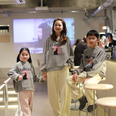 哲思凡亲子装秋季新品母子母女装灰色复合加绒加厚套头烫画卫衣