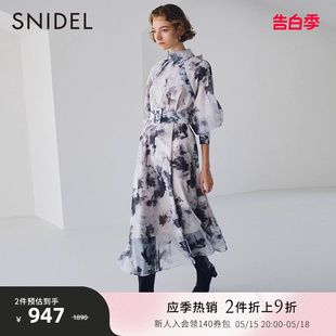 SNIDEL秋冬款 优雅水墨印花蝴蝶结系带腰带连衣裙SWFO224214