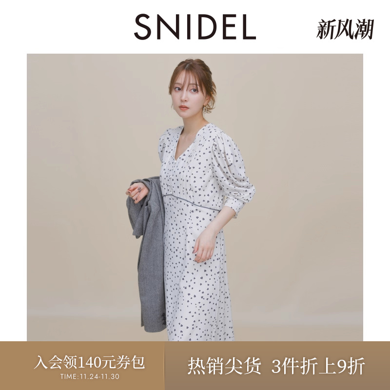 SNIDEL心形印花泡泡袖连衣裙