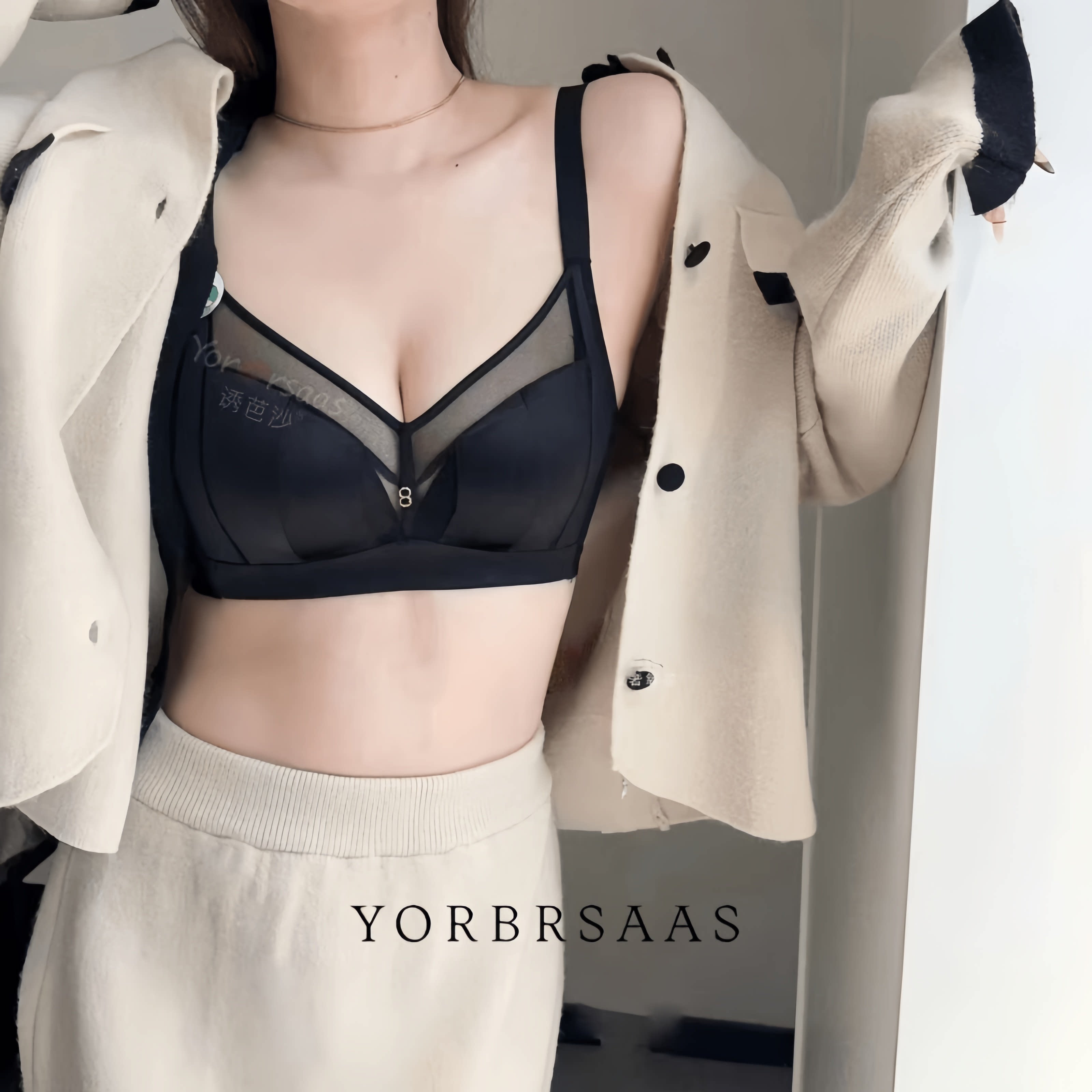 诱芭莎2716B中厚杯无钢圈奢光锻面质感自然上托不压胸小胸显丰盈