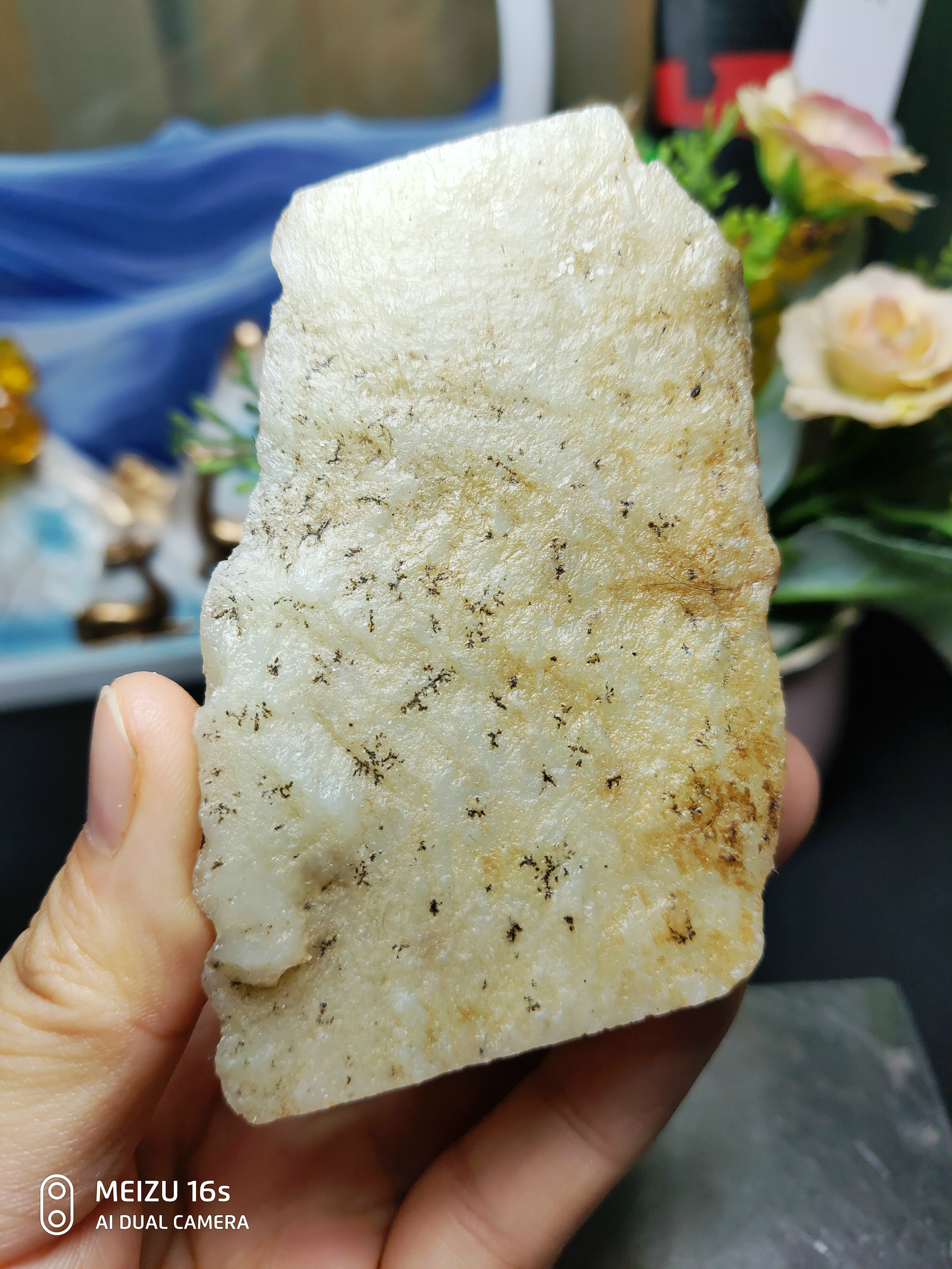 和田玉山料原石成色好料子油润天然保真雕刻练手适合做小挂件