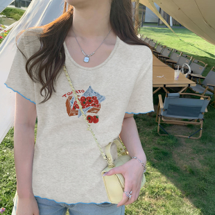 休闲慵懒撞色木耳边设计感打底上衣 新款 日常通勤U领短袖 T恤女夏季