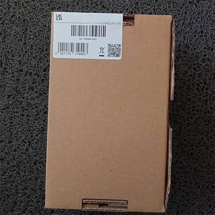 德国易福门传感器PI1708 接近开关/压力传感器/流量传感器