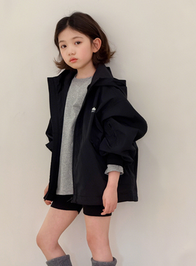 【亲子】柒号童仓女大童韩版洋气连帽冲锋衣春装新款儿童工装外套