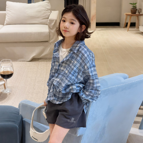 【亲子】柒号童仓女大童韩系轻薄蓝色格子衬衫夏装儿童防晒上衣潮