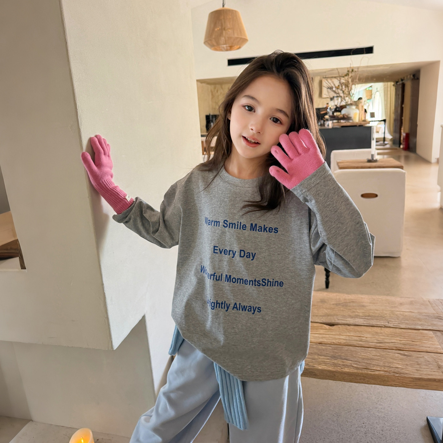 亲子/柒号童仓女大童时尚撞色小字母打底衫秋装儿童洋气长袖T恤潮