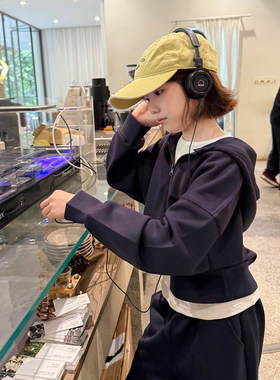 亲子/柒号童仓女大童洋气休闲套装秋装儿童运动连帽外套运动裤子