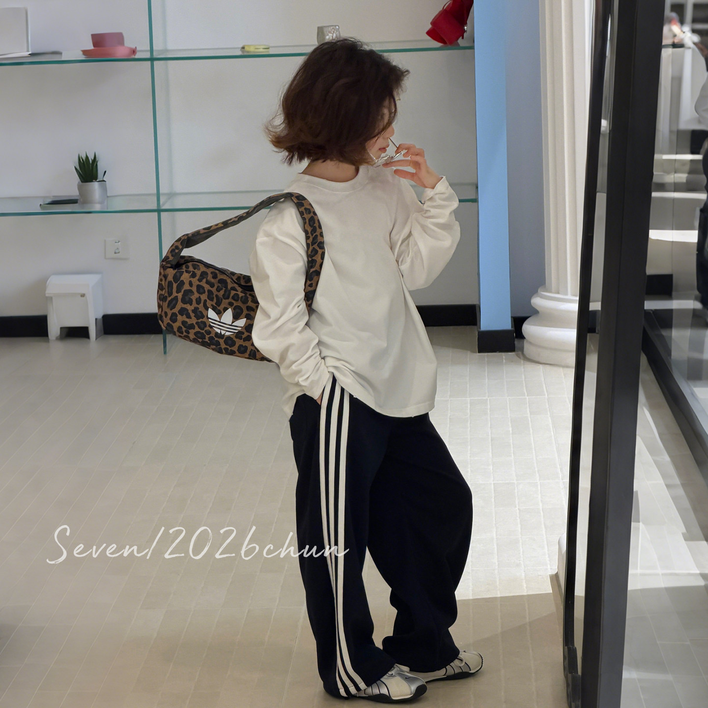 【亲子】柒号童仓女大童基础打底T恤春装新款儿童百搭长袖上衣潮