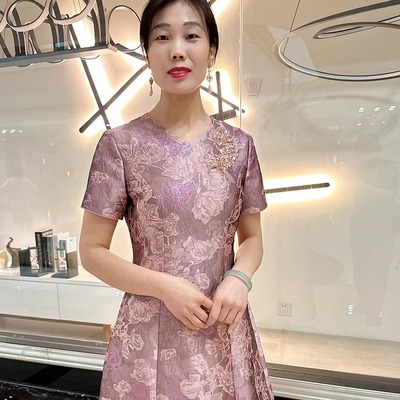 喜妈妈婚宴礼服高贵大气新中式