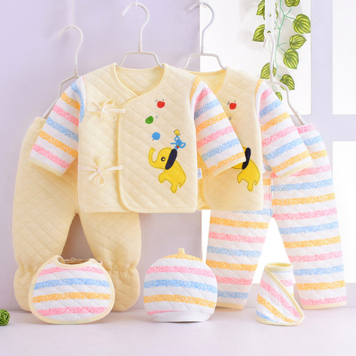 婴儿衣服保暖秋冬刚出生满月礼物