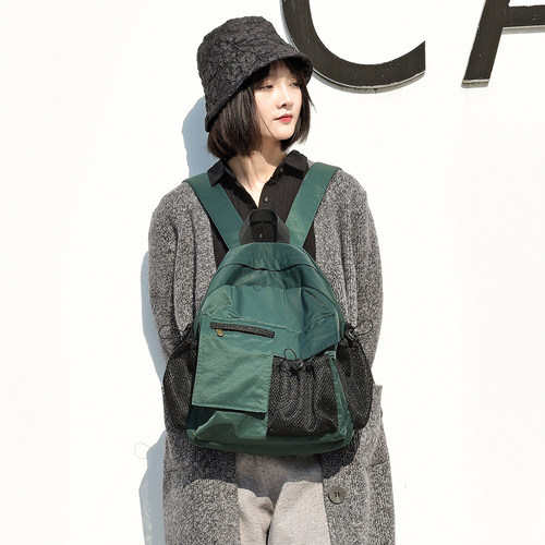 2025休闲书包旅行背包减压双肩包