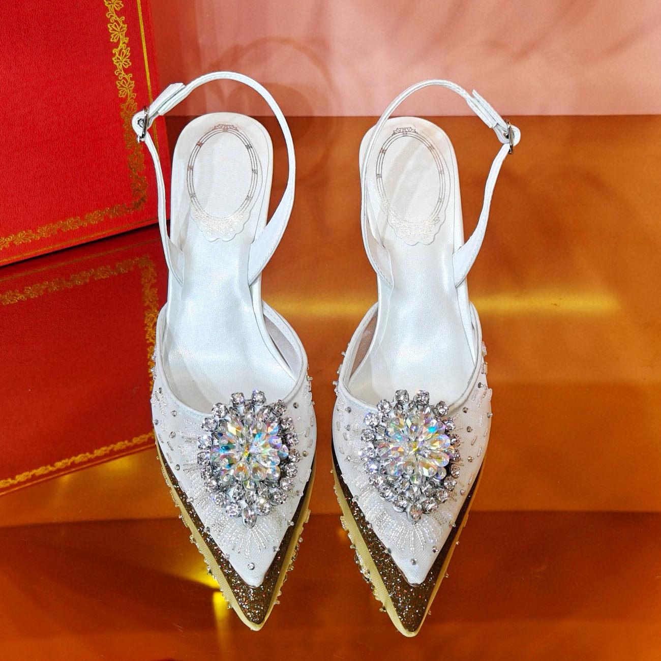 2025新款法式仙女尖头水钻高跟鞋网红梦幻花朵水晶鞋包头凉鞋婚鞋,女鞋,时装凉鞋,淘宝优惠券,粉丝福利购,淘宝优惠卷