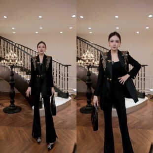 潮 两件套修身 秋季 上新职业商务女神白领镶钻叶片西服领上衣微喇裤