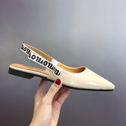 2017夏季新款韩版百搭女鞋子白色尖头平底绑带英文字母蝴蝶结凉鞋