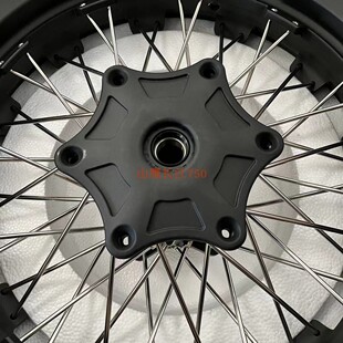 长江700bobbie摩托车 前轮毂盖 原厂配件 车轮盖 左侧鼓芯盖子