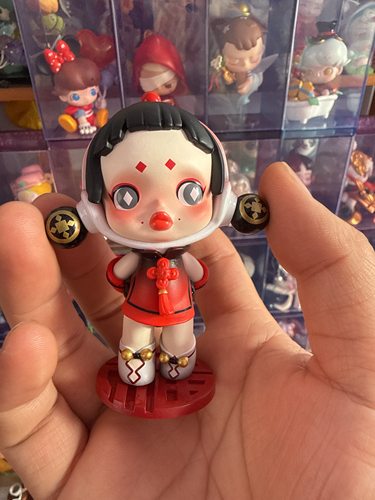 泡泡玛特虎跃新春系列SKULLPANDA 迎春纳福 盒卡齐全成色几乎全新