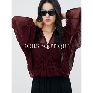 蔻丝KOHS 罗捷女士/法式重工抽褶朦胧感V领可拆卸金属装饰衬衫