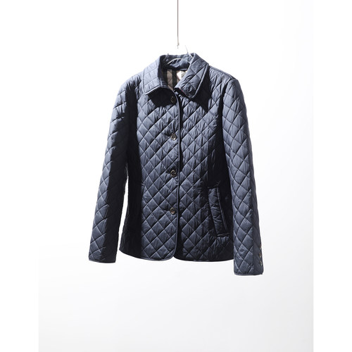 TANG TOWN26早秋演绎老钱高阶的穿着体验 巴恩风菱格绗缝棉服外套