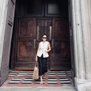 TANG 自制 承包春夏质感与时髦 重磅定制加密亚麻后开衩马甲 TOWN